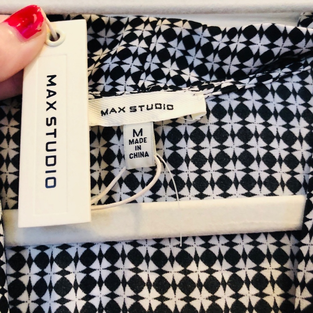 NWT Max Studio Long Sleeve Wrap Top - Picture 5 of 5
